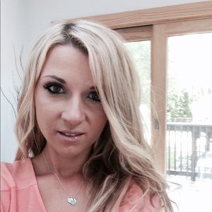 Meet your Posher, Mariola